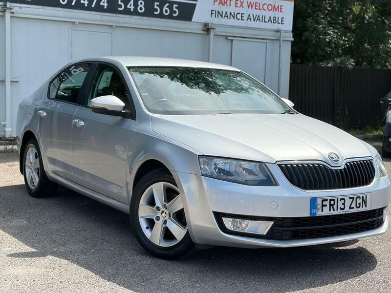 Skoda Octavia 1.6-Tdi-se-dsg-euro-5-ss-5dr Silver