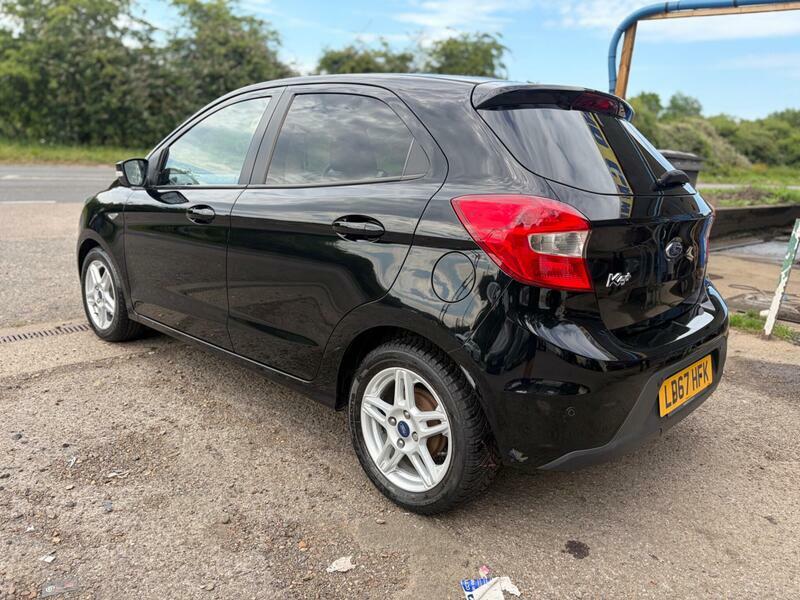 Ford KA+ 1.2-Ti-vct-zetec-euro-6-5dr Black #2