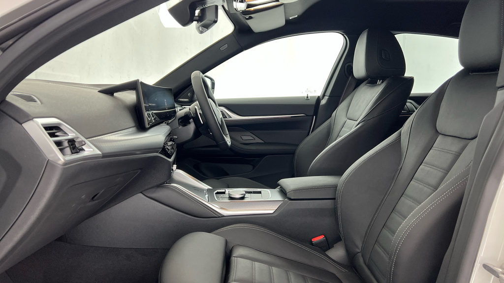 BMW 4 Series G26 Iedrive 35 M Sport Red #7