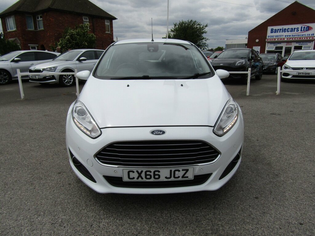 Ford Fiesta 1.5 Tdci Econetic Titanium Euro 6 S S White #4