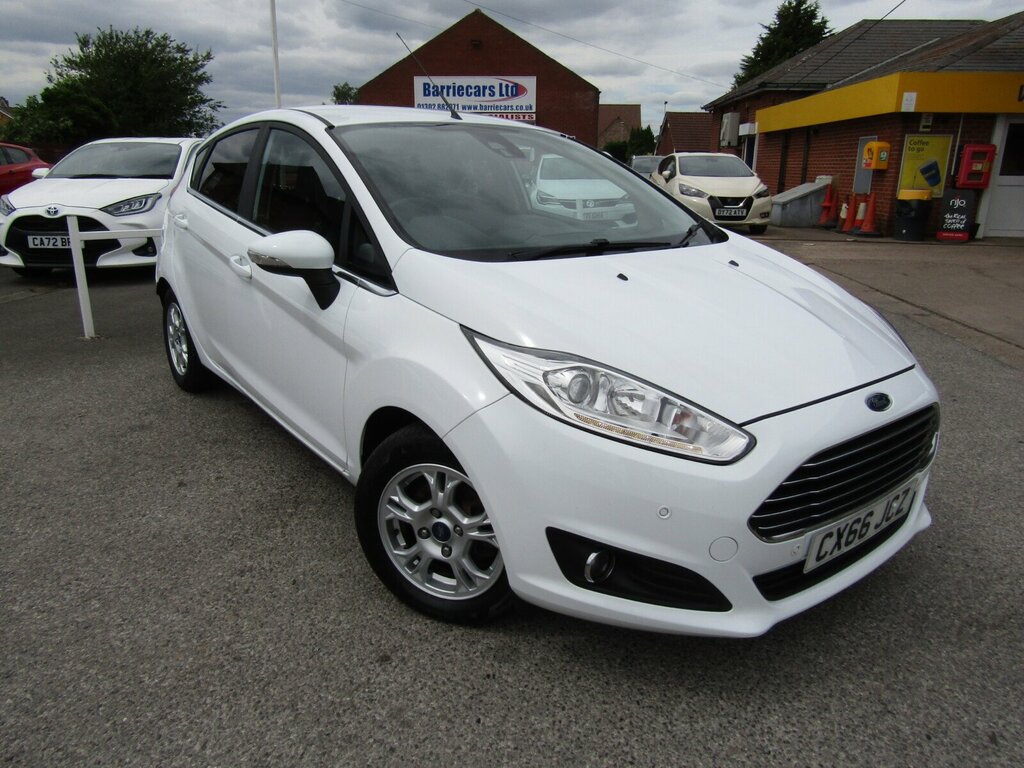 Ford Fiesta 1.5 Tdci Econetic Titanium Euro 6 S S White #5