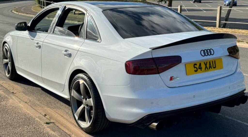 Audi S4 Tfsi Quattro Black Edition White #3