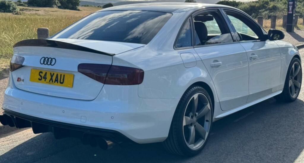 Audi S4 Tfsi Quattro Black Edition White #2