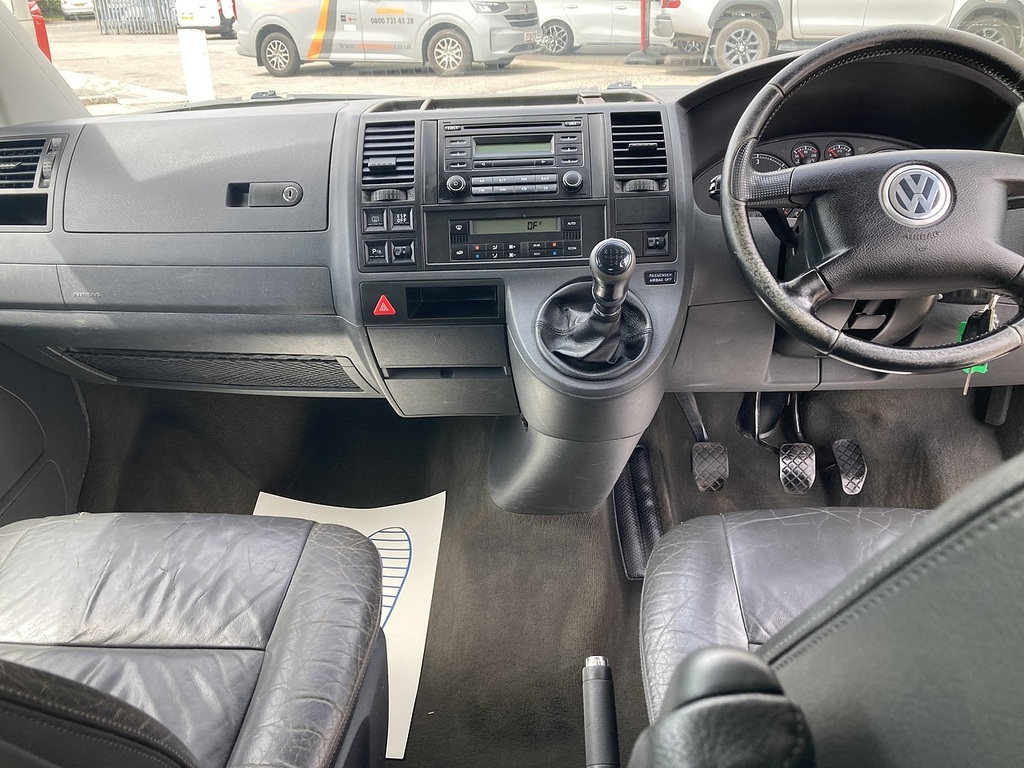 Volkswagen Caravelle Tdi Se III Grey #6