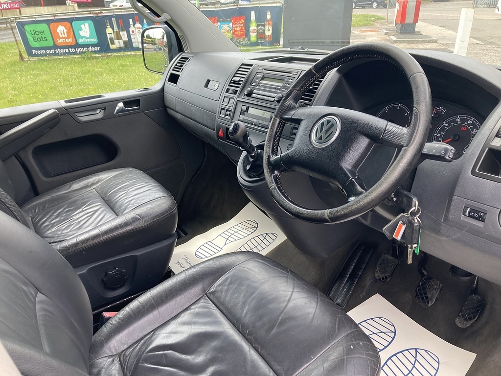 Volkswagen Caravelle Tdi Se III Grey #2