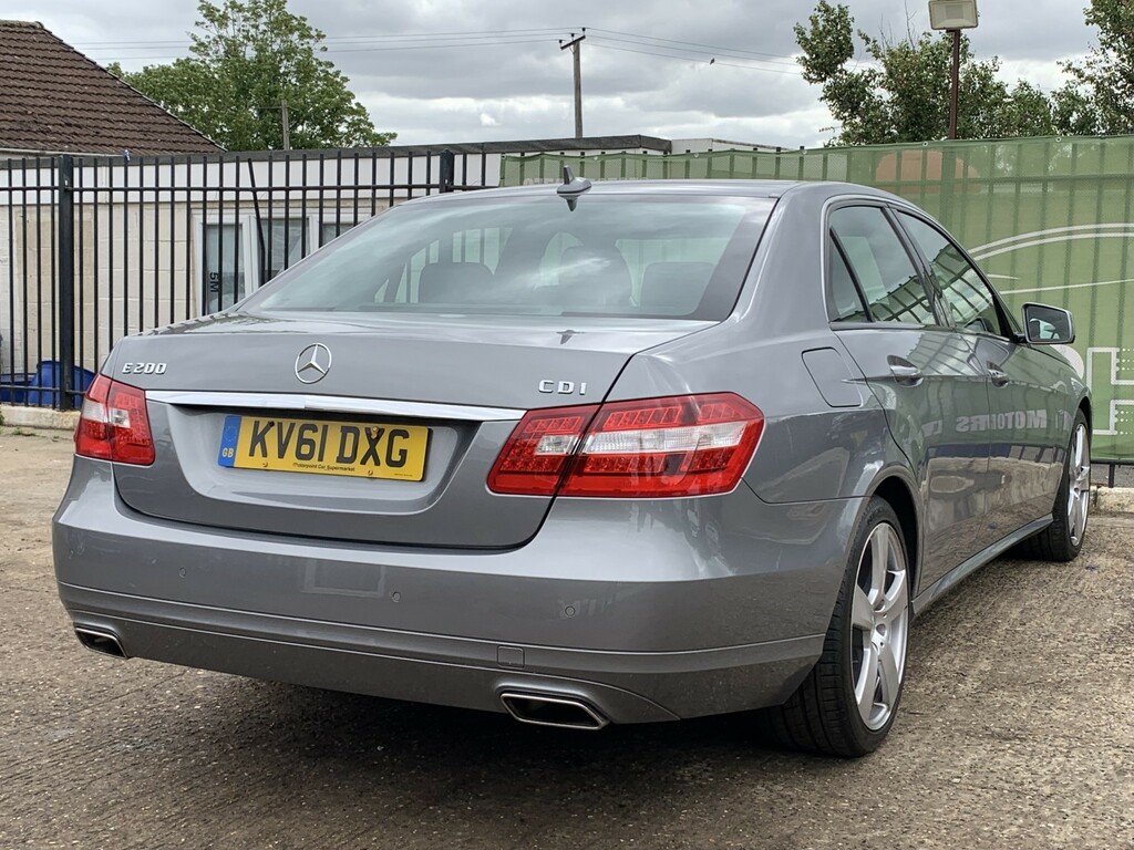 Mercedes-Benz E Class 2.1 E200 Cdi Blueefficiency Se Edition 125 Silver #4