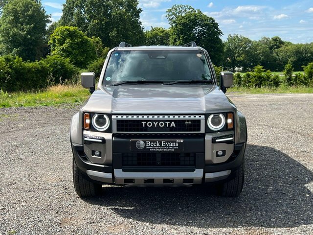 Toyota Land Cruiser 2.8D 250 VX First LANDC4 Grey #3