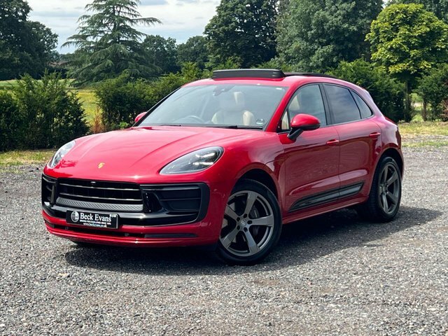 Porsche Macan 2.0T T Suv Red