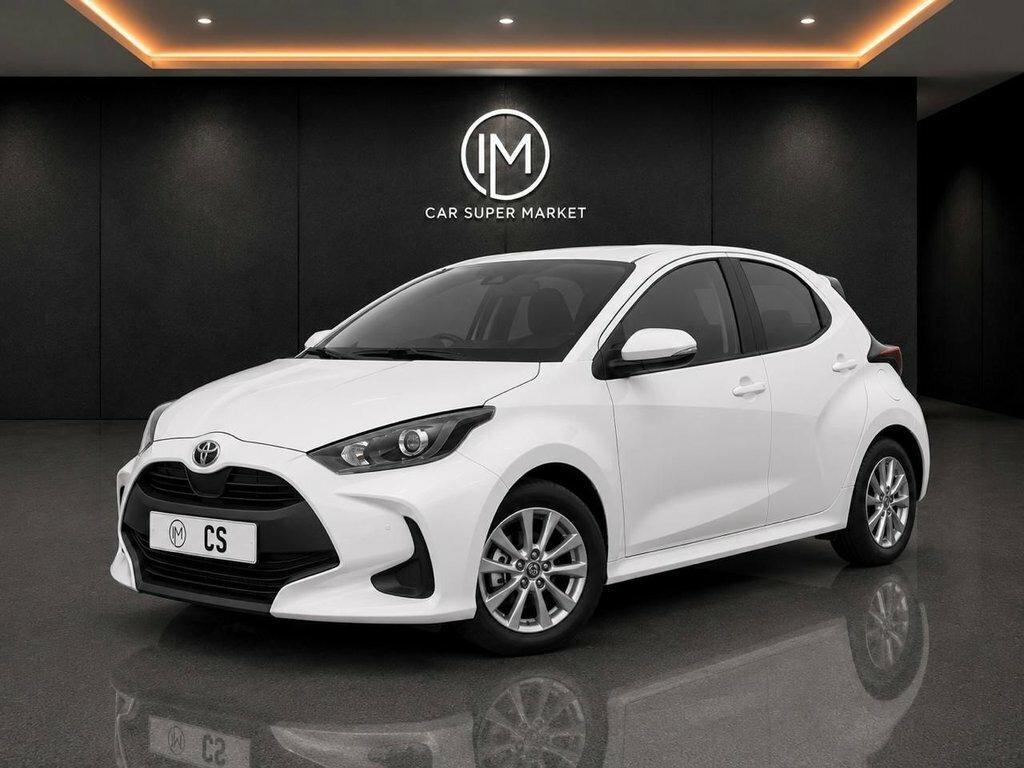 Toyota Yaris 1.5L Icon White #3