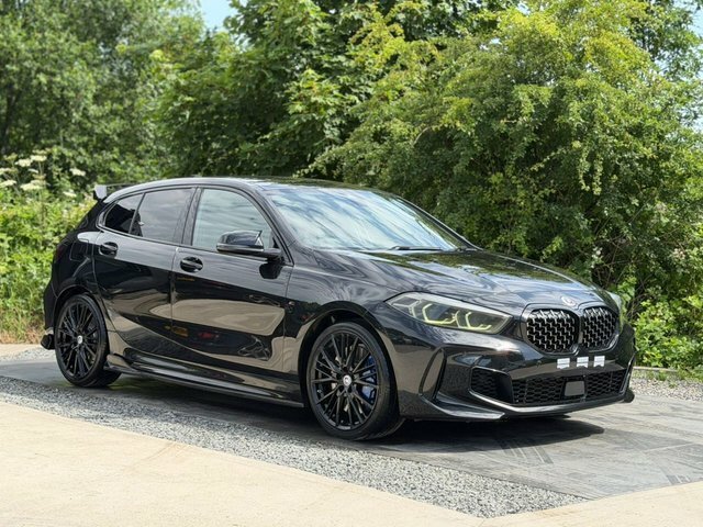 BMW 1 Series 2.0 M135i Hatchback Xdrive Euro 6 MD69EFZ Black #6