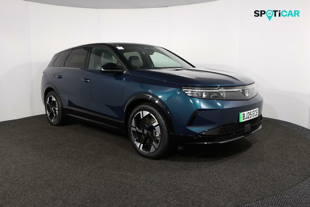 Vauxhall Grandland 73Kwh Ultimate Suv 213 Ps Blue