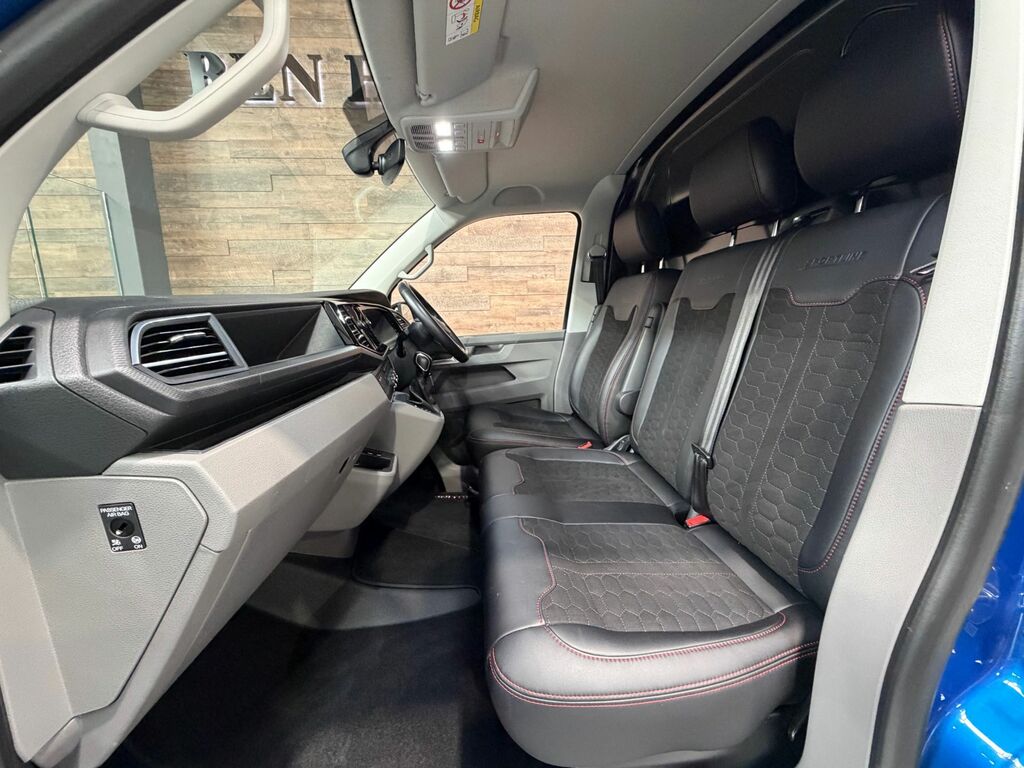 Volkswagen Transporter Sportline Combi White #7