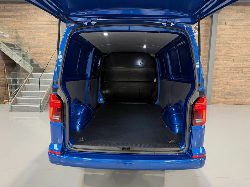 Volkswagen Transporter Sportline Combi White #17