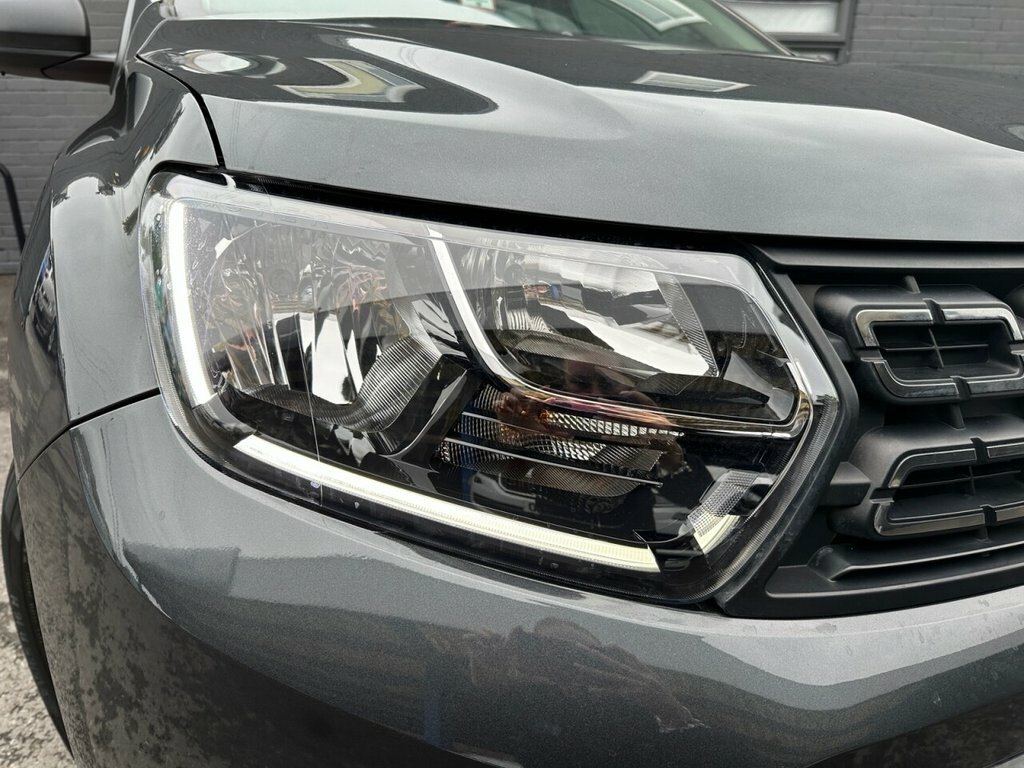 Dacia Duster 1.6L Essential Grey #3