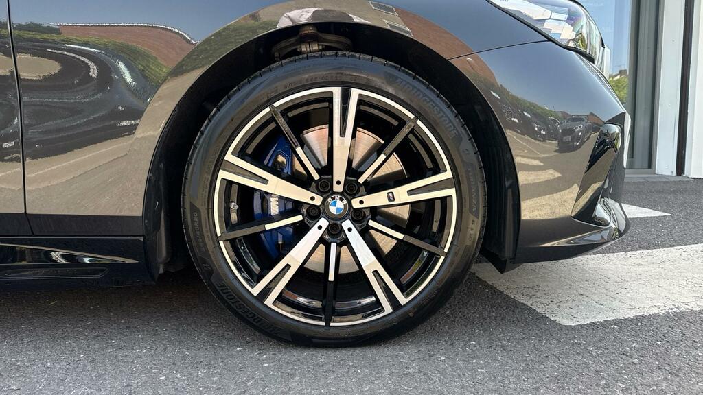 BMW 5 Series 550E Xdrive M Sport Black #14