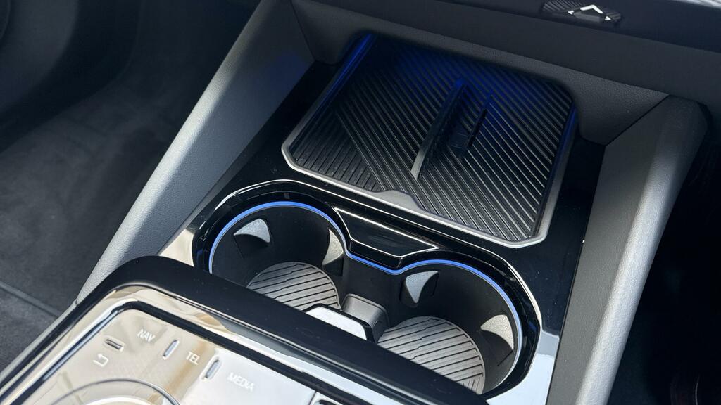 BMW 5 Series 550E Xdrive M Sport Black #31