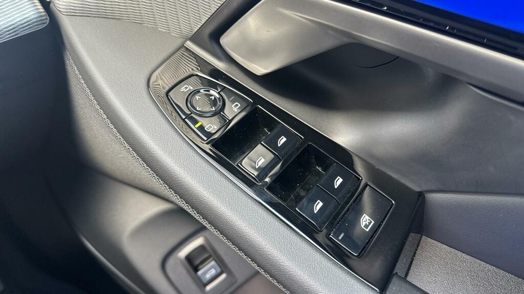 BMW 5 Series 550E Xdrive M Sport Black #39