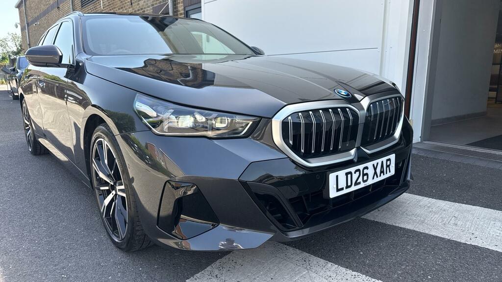 BMW 5 Series 550E Xdrive M Sport Black #47