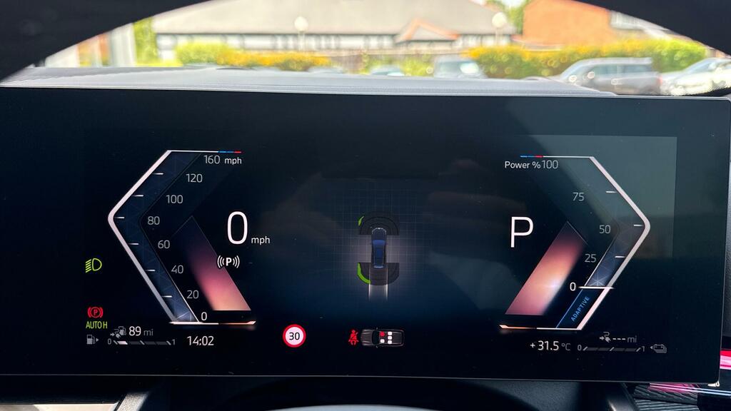 BMW 5 Series 550E Xdrive M Sport Black #9