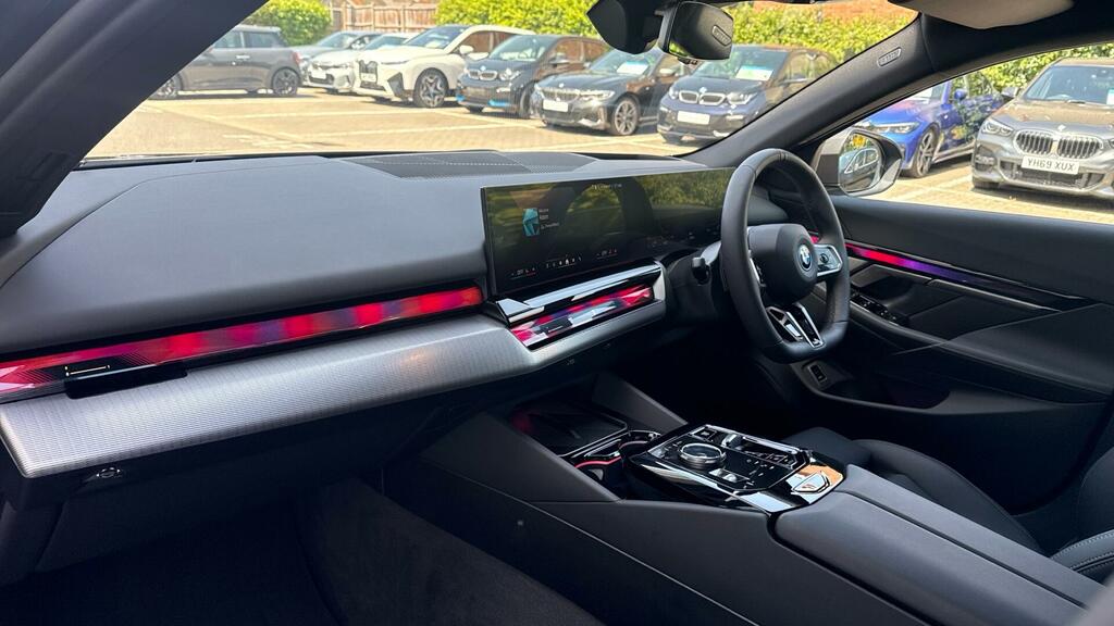 BMW 5 Series 550E Xdrive M Sport Black #7
