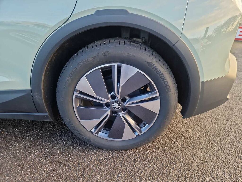 Skoda Elroq 150Kw 60 Edition 63Kwh DG75UWA Green #5