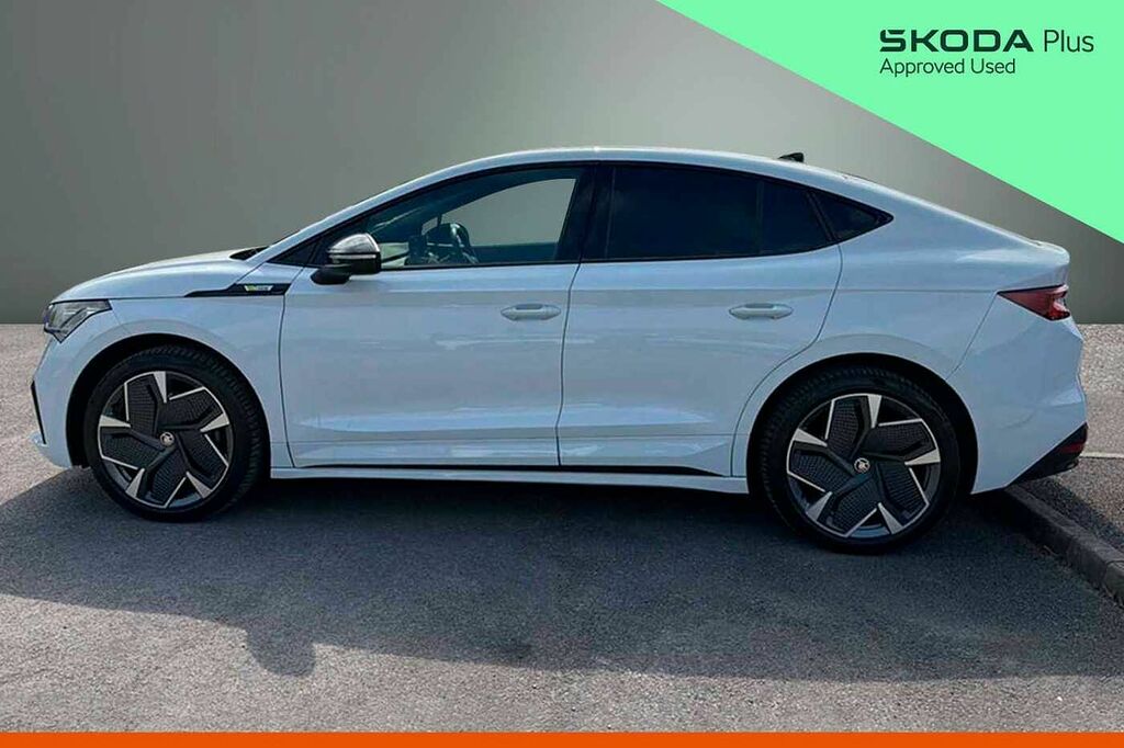 Skoda ENYAQ 220Kw Vrs 82Kwh 4X4 HK72WMV White #4