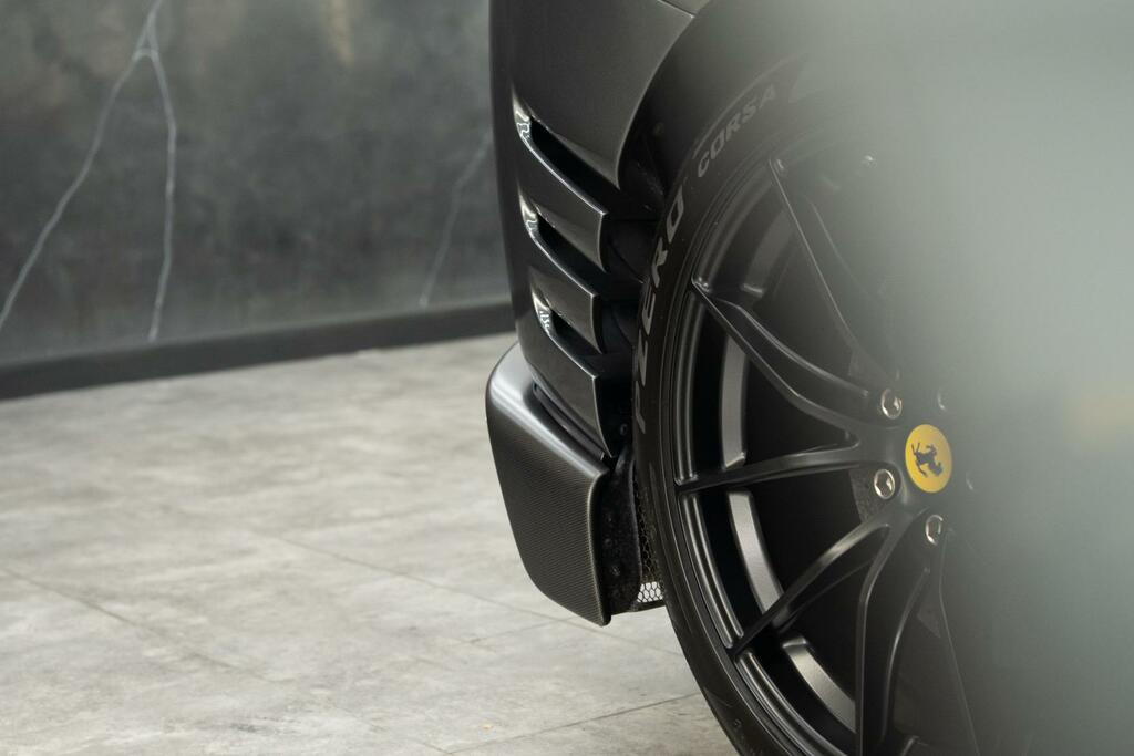 Ferrari 812 Competizione 6.5 V12 F1 Dct Euro 6 Ss Grey #53