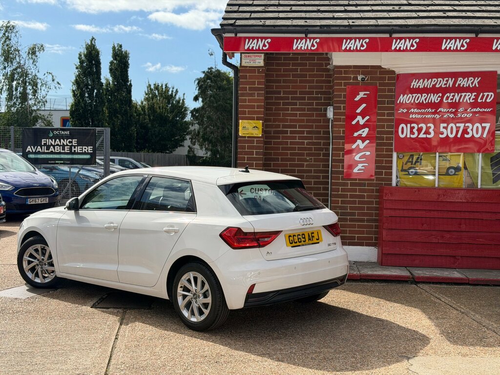Audi A1 1.0 Tfsi 30 Sport Sportback Euro GC69AFJ White #5