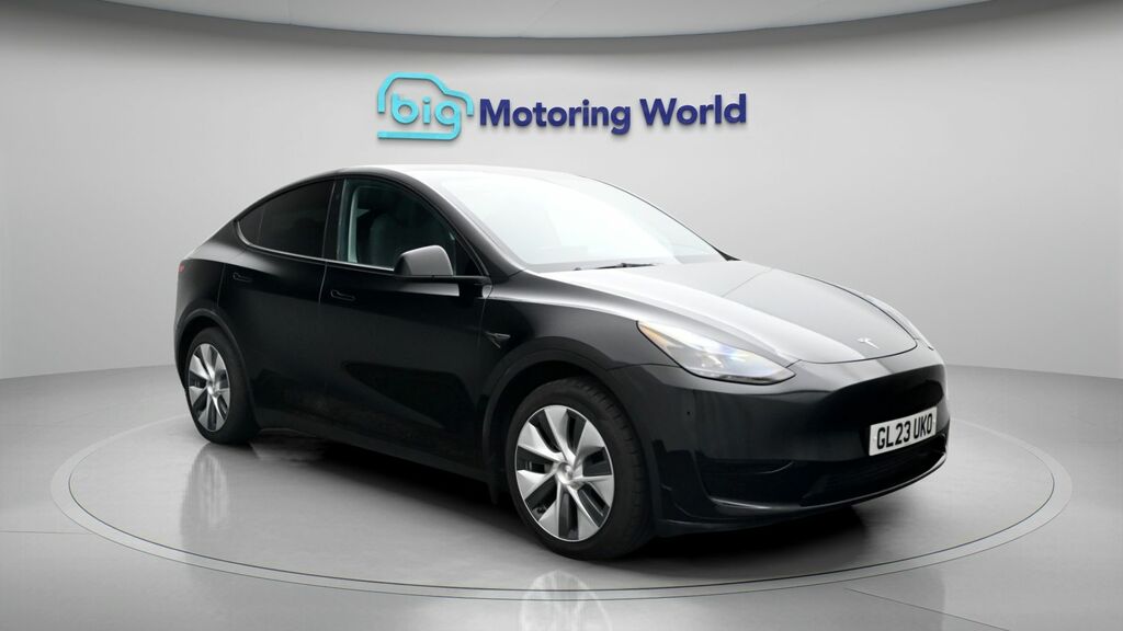 Tesla Model Y Y Model Y Rwd Black
