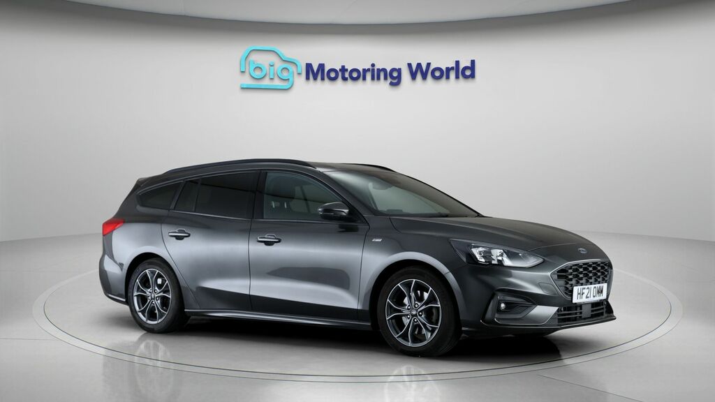Ford Focus St-line Edition HF21OMM Grey