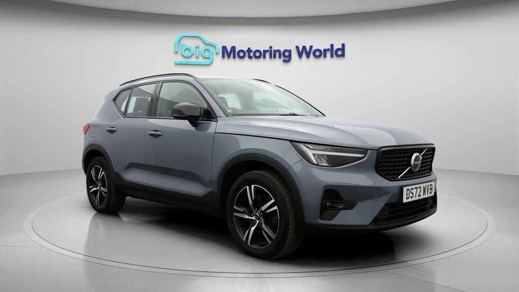 Volvo XC40 Plus Dark Grey