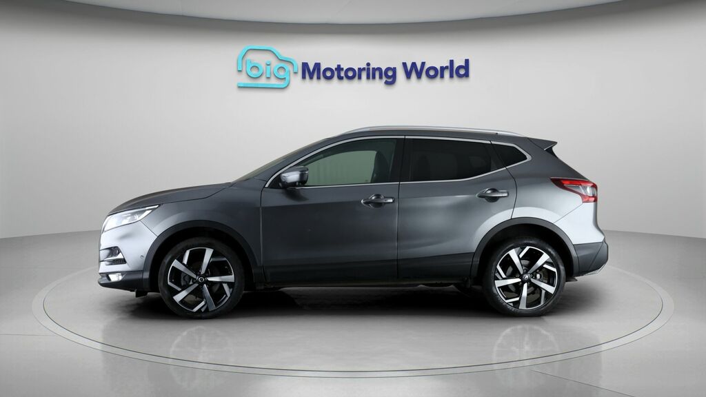 Nissan Qashqai Tekna Grey #4
