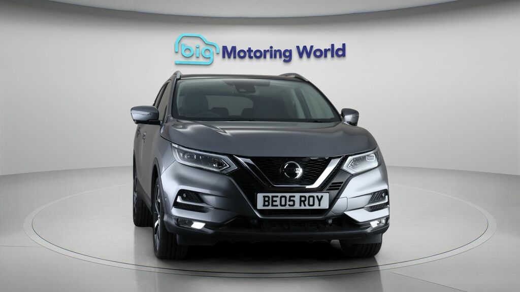 Nissan Qashqai Tekna Grey #2