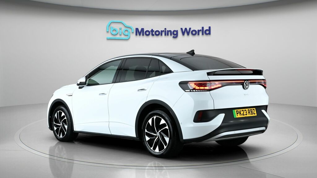 Volkswagen ID.5 Style White #5
