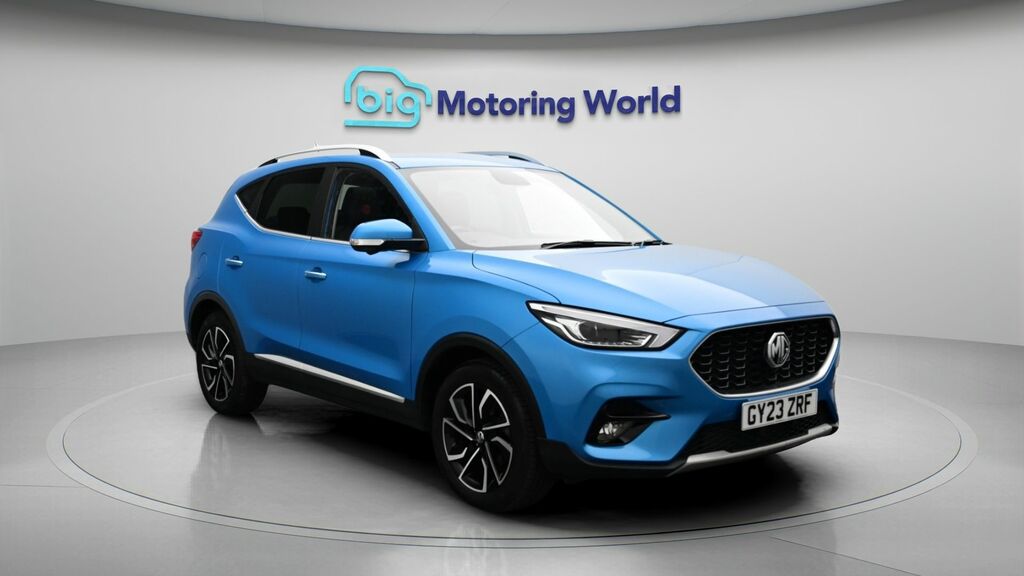 MG ZS Exclusive Blue