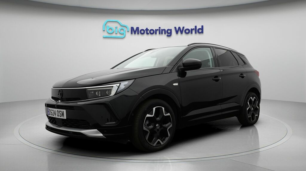 Vauxhall Grandland Ultimate DS24OSM Black #3