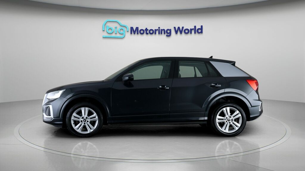 Audi Q2 Sport Grey #4