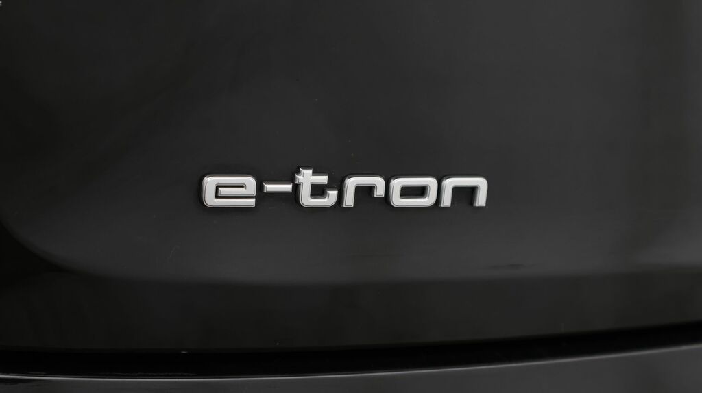 Audi E-tron Audi Estate 300Kw 55 Quattro 95Kwh S Line Grey #20