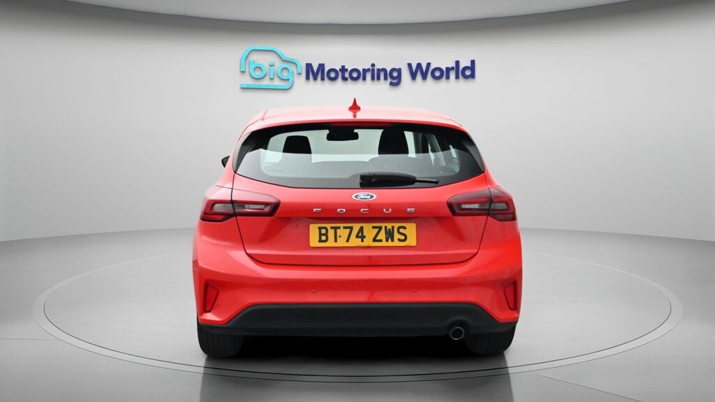 Ford Focus Titanium BT74ZWS Red #6