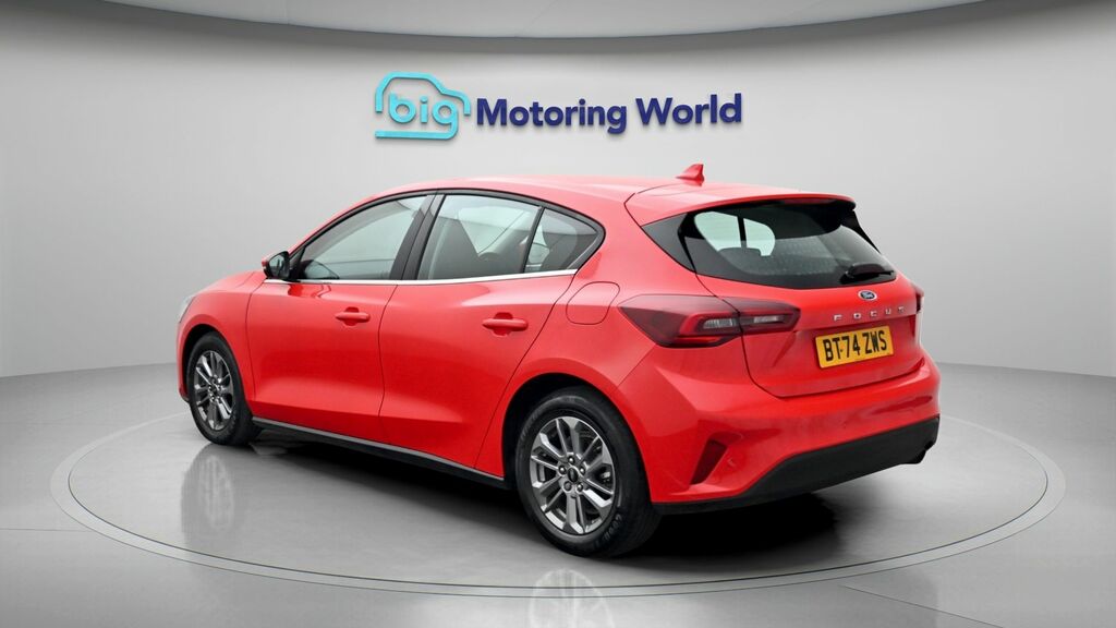 Ford Focus Titanium BT74ZWS Red #5