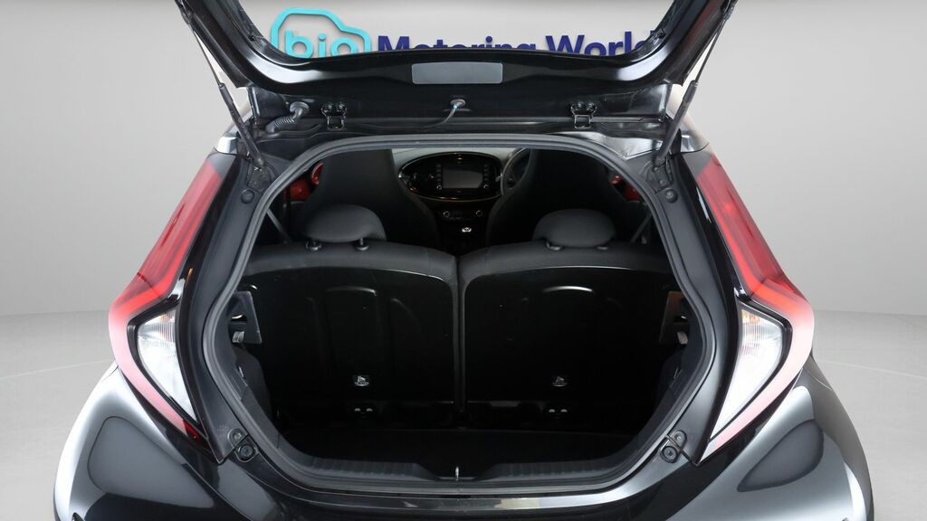 Toyota Aygo X 1.0 Vvt-i Pure White #17