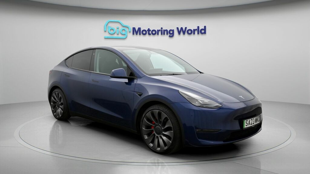 Tesla Model Y Performance Blue