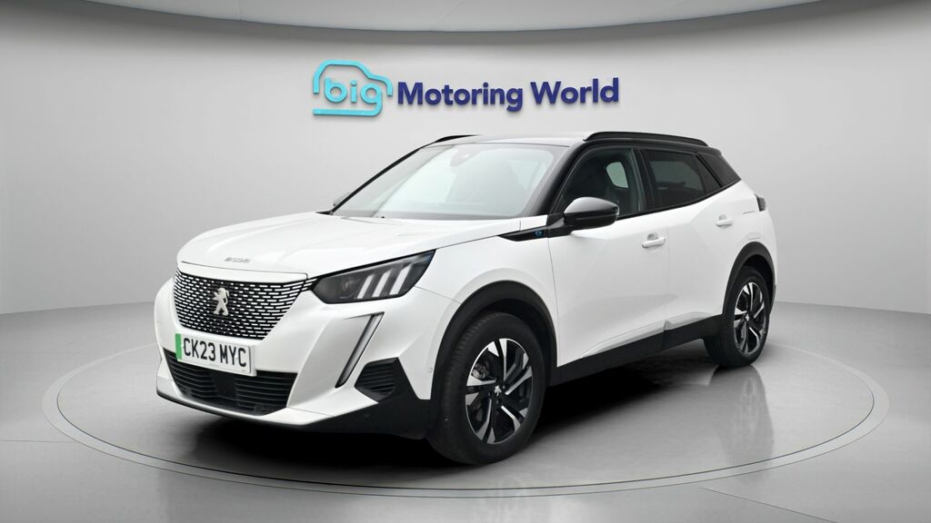 Peugeot e-2008 Gt White #3