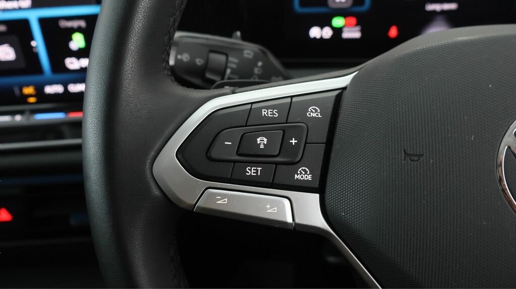 Volkswagen Tiguan R-line Blue #24