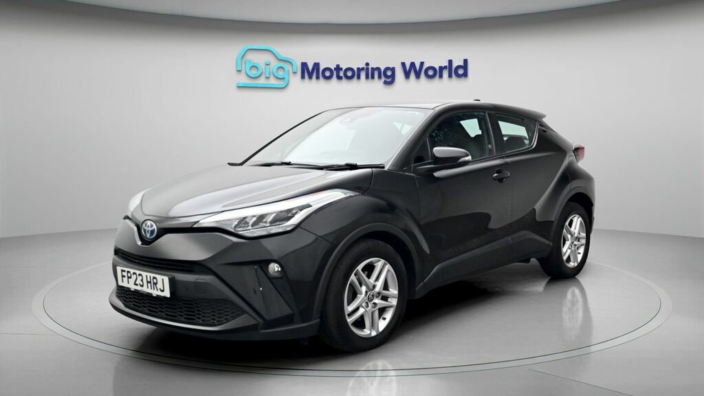Toyota C-Hr Icon Black #3