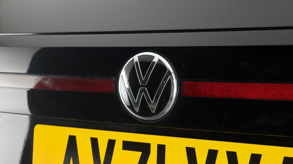Volkswagen T-Cross 1.0 Tsi 110 Active Dsg Grey #24