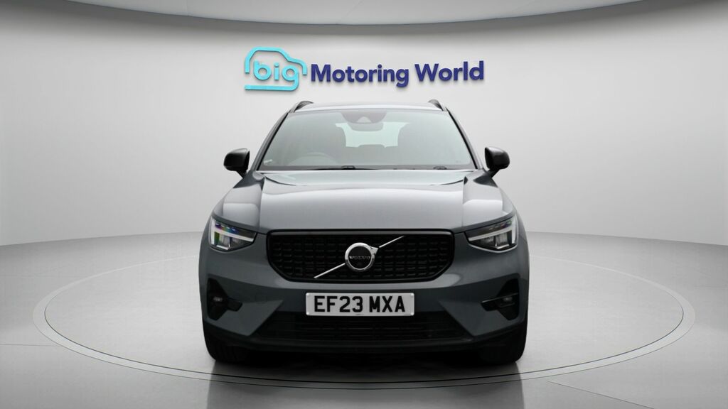 Volvo XC40 Plus Grey #2