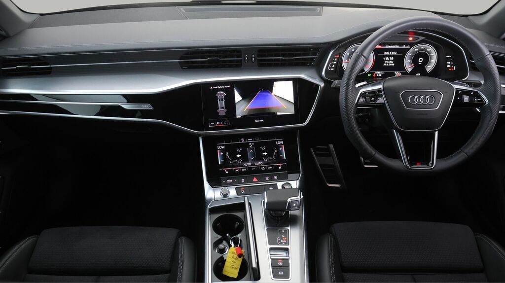 Audi A6 Saloon 50 Tfsi E 17.9Kwh Quattro Black Edition S Tron White #12