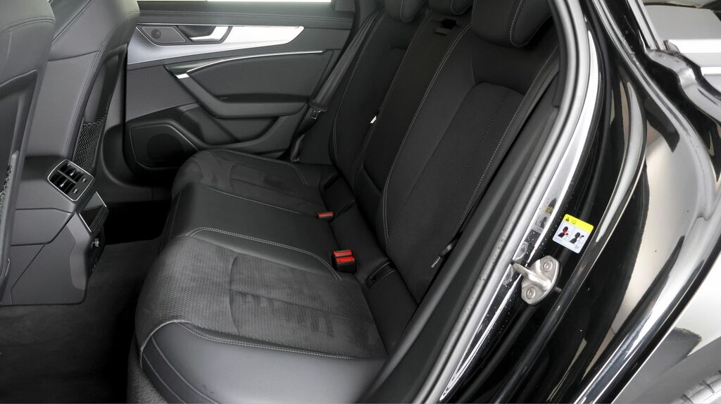 Audi A6 Saloon 50 Tfsi E 17.9Kwh Quattro Black Edition S Tron White #15