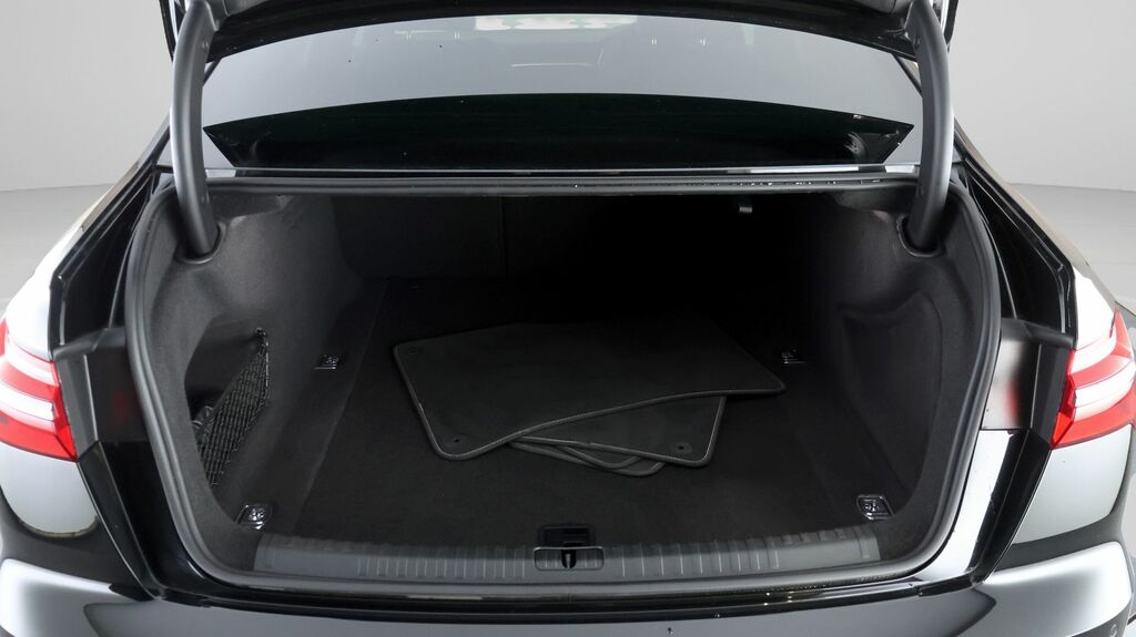 Audi A6 Saloon 50 Tfsi E 17.9Kwh Quattro Black Edition S Tron White #16